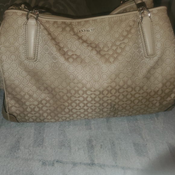 Coach Madison Op Art Pearlescent Fabric Carryall Shoulder Bag 30681 - Picture 3 of 16